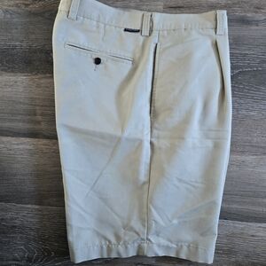 Nautica Men's Beige Flat Front Shorts